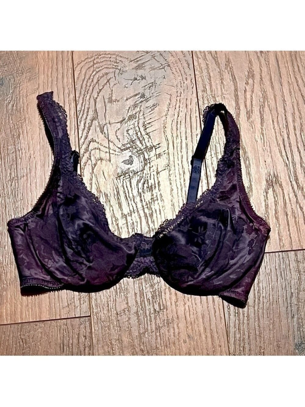 CHRISTIAN DIOR vintage purple jacquard pattern bra. Size 34C
